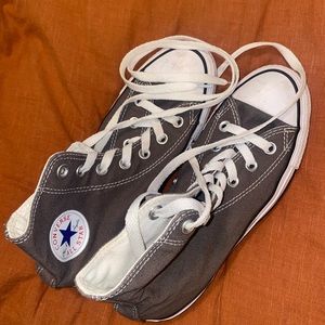 Converse size 6
